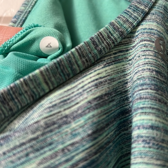 Lulu Power Y tank top - Picture 4 of 5